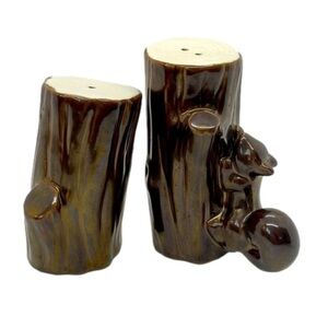 𝅺Pottery Barn Squirrel salt and pepper shakers